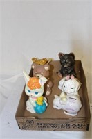 CERAMIC FIGURINES & BANKS BOX LOT