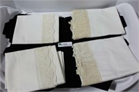 2 Sets of Pillowcases