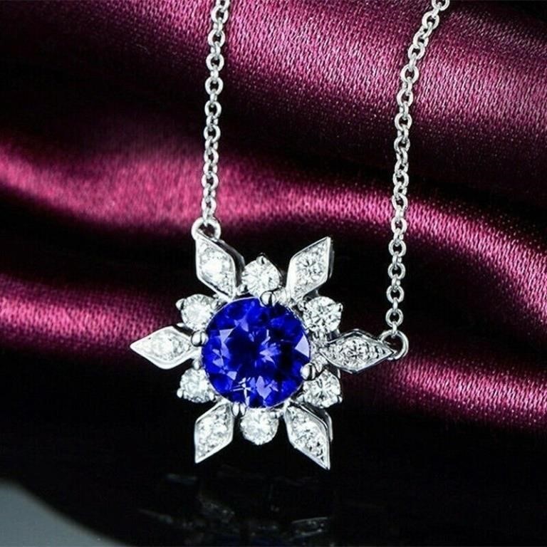 Beautiful Blue Flower Necklace