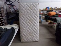 2 twin mattresses