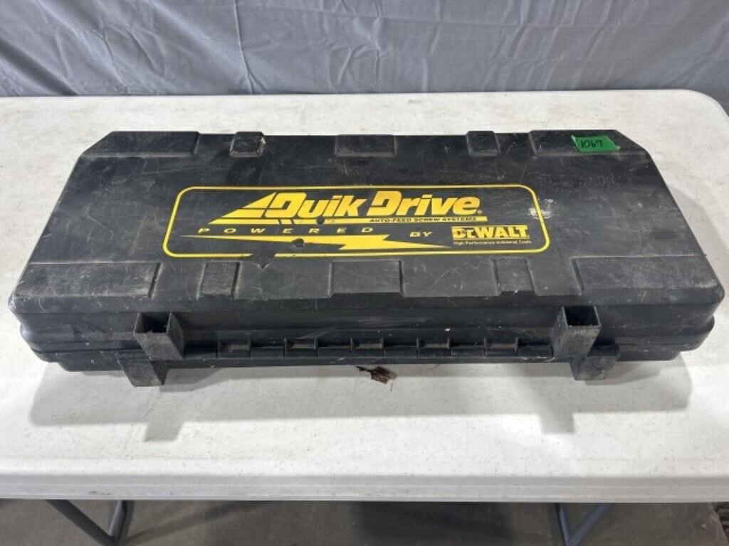 DeWalt quik drive auto feed screw system