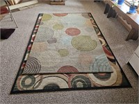 (2) Area Rugs 5 x 8' & 6 x 9'