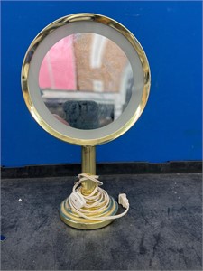 Round Lighted Mirror