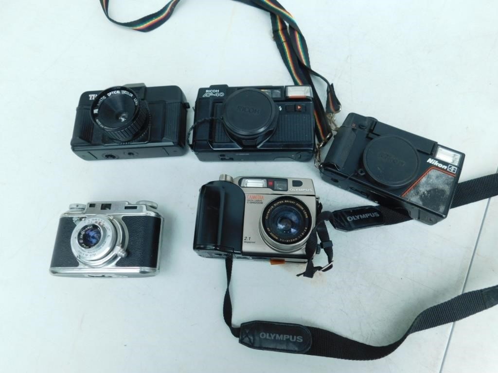 Five vintage 35mm cameras, untested