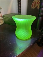 Yellow uranium Vaseline glass vase