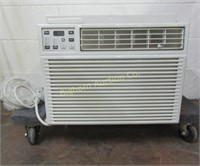 GE Air Conditioner w/ Remote