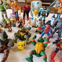 MIXED LOT OF TOYS