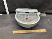 Automatic waterer