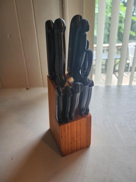 Knife block