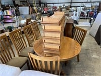 AMISH MADE OAK TABLE , 6 CHAIRS, 12 LEAVES