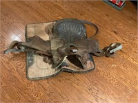Leather saddle with saddle blanket