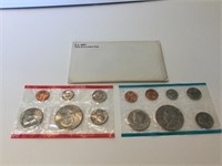 1974 P & D mint sets w/ Ike dollars