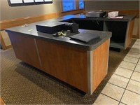U-Shaped Check out Counter
