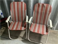 2 Folding Chairs