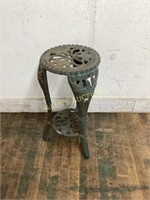 CAST IRON PLANT STAND
