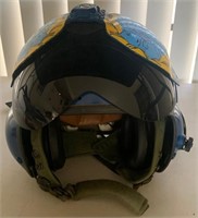 W - PILOT'S HELMET (A28)