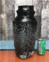Vtg. lava glaze vase - unmarked