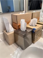 TISSUES LOT & 2 SQUARE TISSUE BOX COVERS