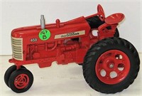 Ertl IH Farmall 450 Tractor, 1/16, Repainted