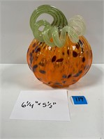 Pretty Art Glass Pumpkin