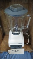 CUISIANART ELECTRIC BLENDER / GLASS CANISTER