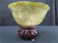 JADE BOWL ON STAND 3"