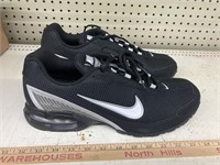 Nike air size 14