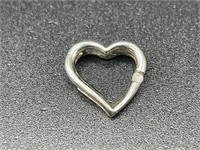Petite 10k heart pendant w/ tiny Diamond