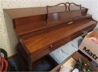Nice Balwin piano with bench, sounds good
