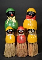 Black wooden brush dolls [some paint wear]