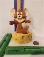 Salt&Pepper shaker Jerry w/ cheese