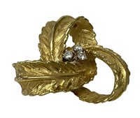 YELLOW GOLD BROOCH WITH 3 DIAMONDS, TESTS 14KT