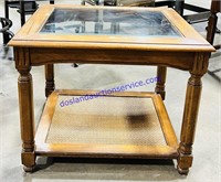 Glass Top Side Table (26 x 21 x 21)