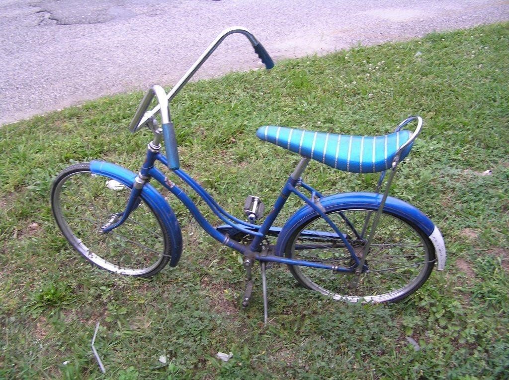 Vintage English Schwinn type bike with banana seat