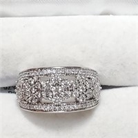 Certified 10K Diamond(0.76Ct,Si2-I1,G-H) Ring