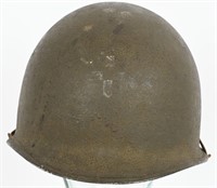 WWII US NAMED OFFICERS HELMET W LEADERSHIP STRIPE