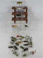 (30) LARGE SIZE FISHING LURES: 3 IN. TO 4 1/2 IN.: