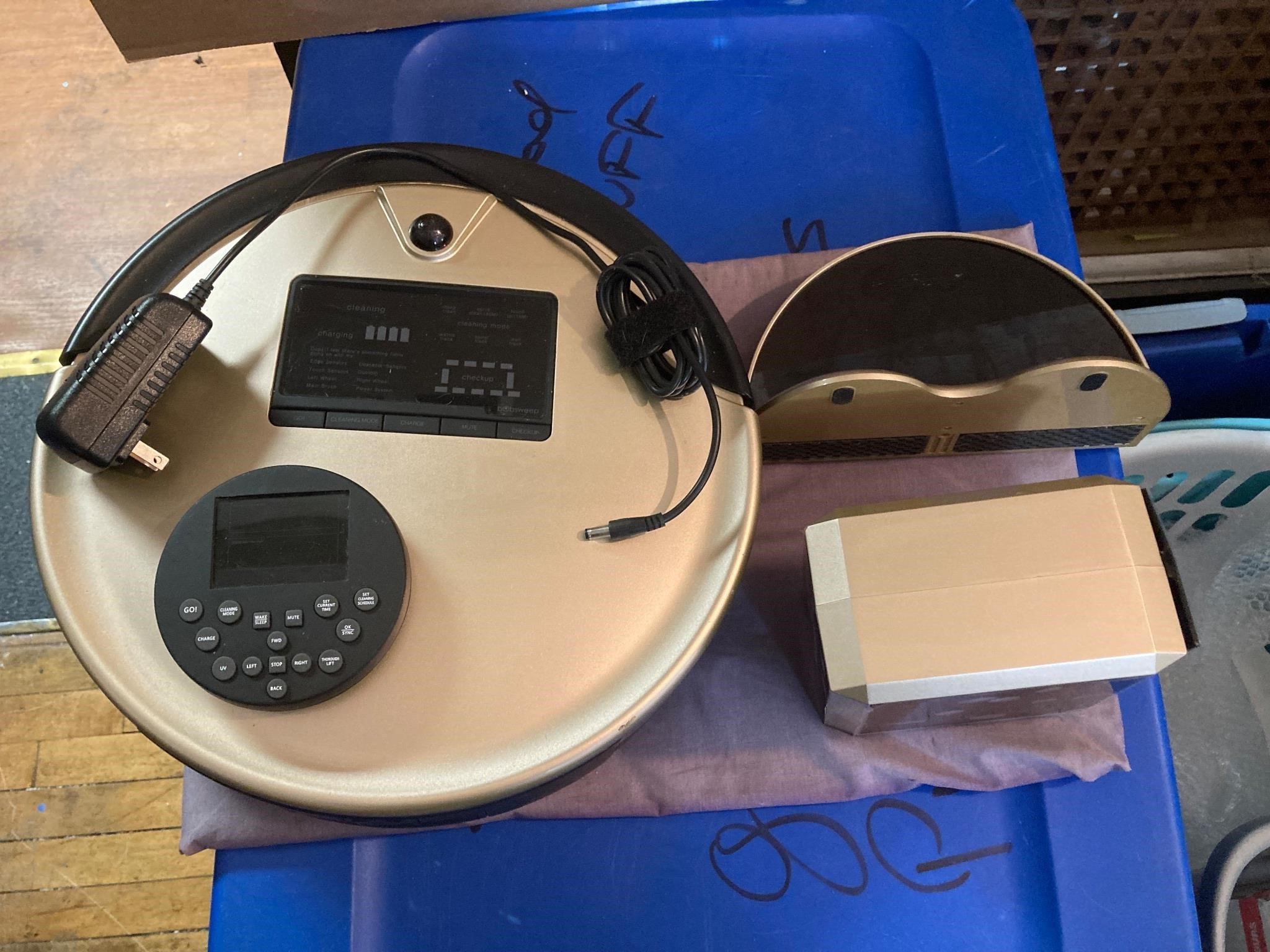 PetHair Plus Robot Vacuum