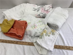 Assorted Towels & Rags