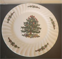 6 Christmas village plates