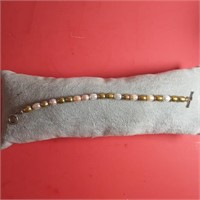 pearl bracelet lot 24