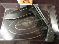 NEW SMITH & WESSON FOLDING POCKET KNIFE WITH