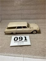 Vintage Hurley Ford Station Wagon Plastic Scale