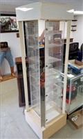 Lighted Rotating Display Case w/Key