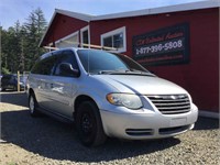 2005 CHRYSLER TOWN & COUNTRY