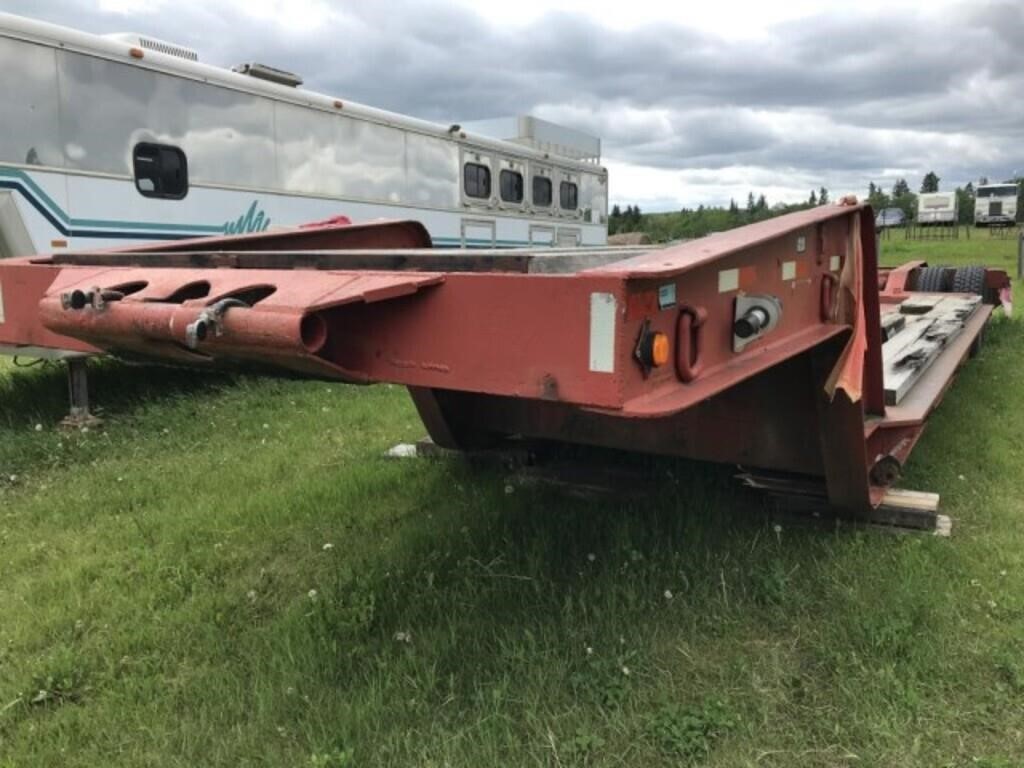 1973 Fruehauf Low Bed Drop Deck Trailer