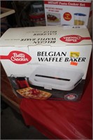 BELGIAN WAFFLE BAKER - NEW