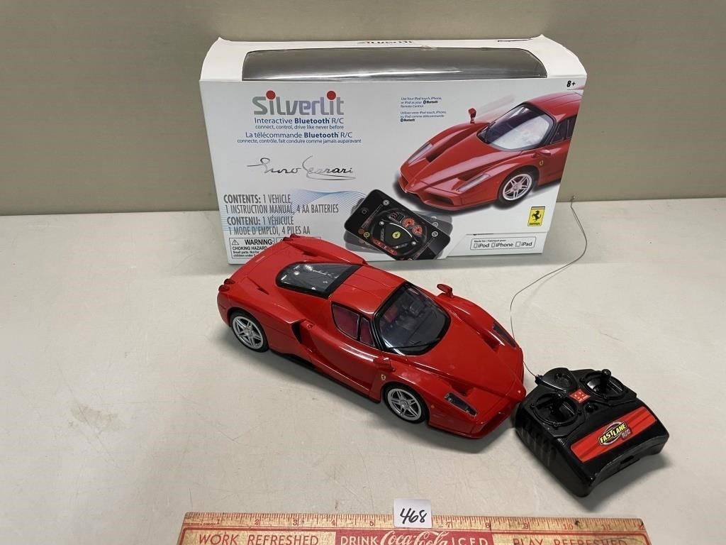 NICE REMOTE CONTROL CAR & BOX