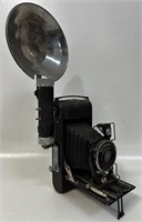 INTERESTING VINTAGE EUROPEAN VOIGTLANDER CAMERA