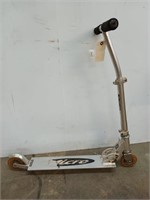 Huffy Micro scooter